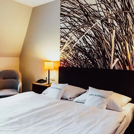 & Restaurant Schroeder Szálloda Groß Meckelsen